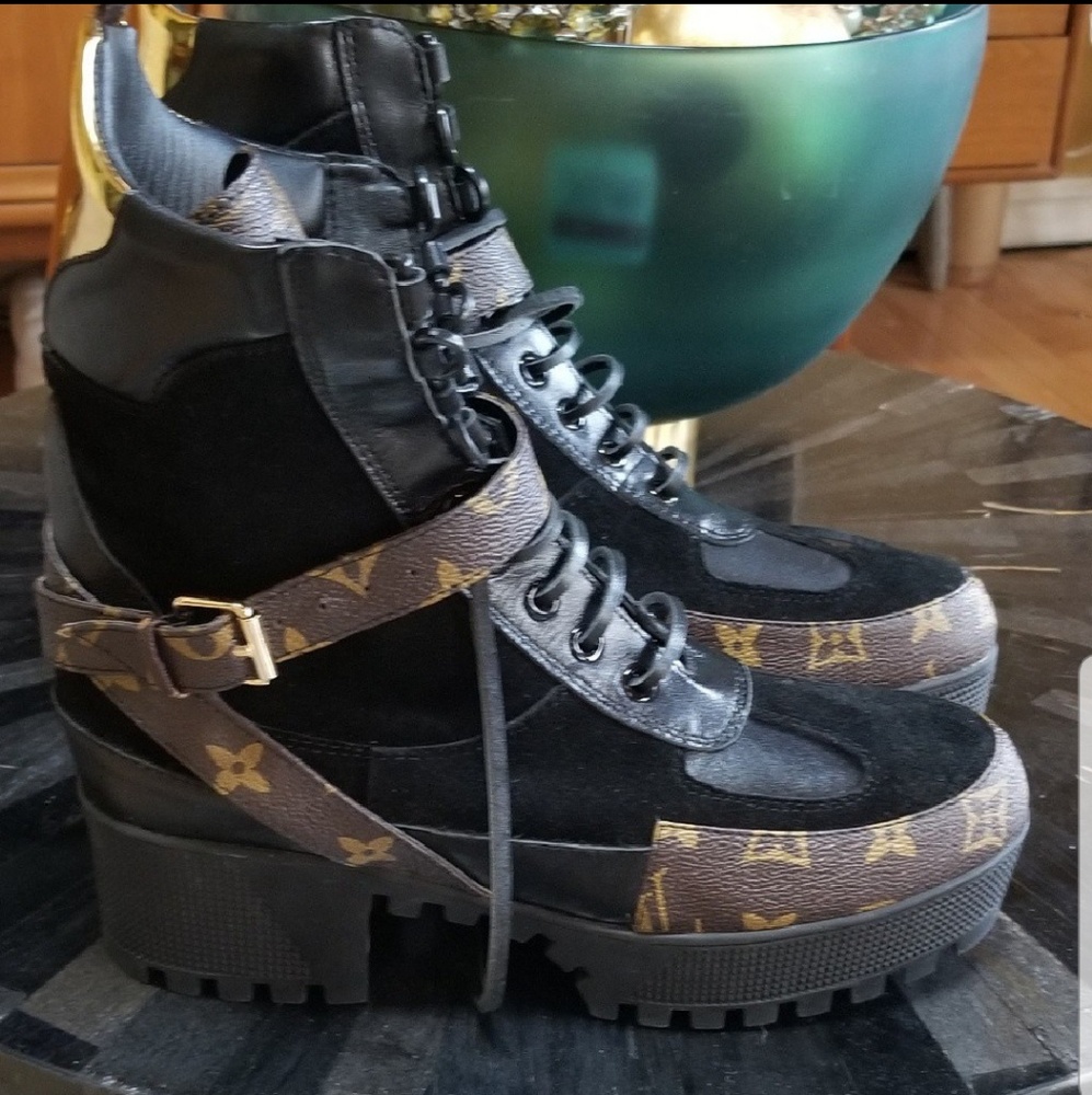 LOUIS VUITTON BOOTS